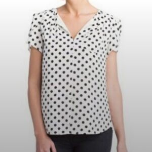 36. 41 Hawthorn White and Black Polka Dot Blouse 2x plus size